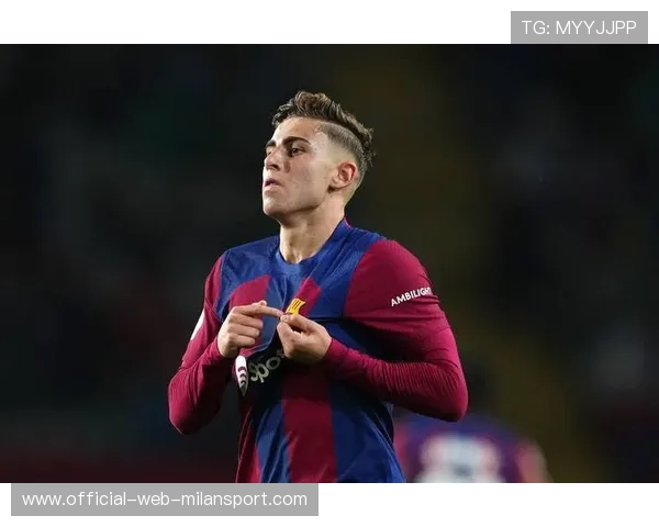 曼联考虑签入法甲后卫，提升防线实力的关键一步