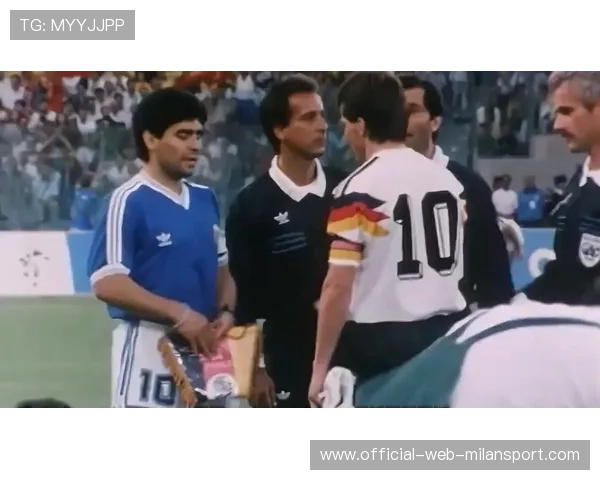 马特乌斯：马拉多纳是我的职业生涯教科书式球员，马拉多纳多特蒙德