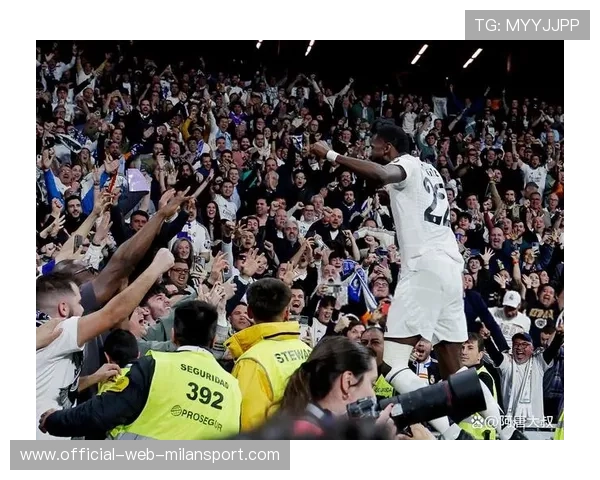 皇马国王杯止步,伯纳乌看台陷入沉默,皇马伯纳乌高清壁纸 皇马国王杯止步,伯纳乌看台陷入沉默,皇马伯纳乌高清壁纸